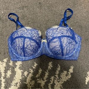 Wacoal | b.tempt’d | Blue and White Lace Balconette Bra